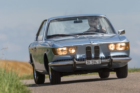 BMW 2000 CS – vier Zylinder in besonderer Verpackung