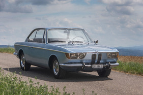 BMW 2000 CS (1967) - mehr Fenster geht fast nicht, die Rundumsicht ist perfekt