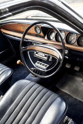 BMW 2000 CS (1968) - elegantes Lenkrad