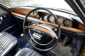 BMW 2000 CS (1968) - viel Holz im Innern