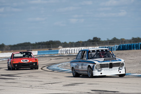 BMW 2002 (1968) - Sebring Historics 2016