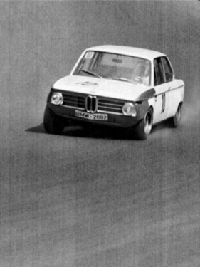 BMW 2002 (1968) - auf dem Nürburgring