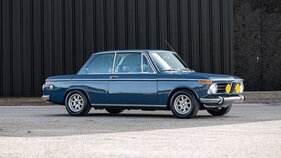 BMW 2002 (1971) - Lot 202 an der Broad Arrow Monterey Jet Center Auction 2025
