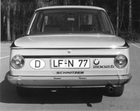 BMW 2002 TI (1969) - Heckansicht einer Schnitzer-Ausführung BMW 2002 TI (1969) - Heckansicht einer Schnitzer-Ausführung