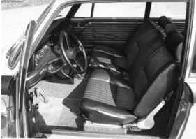 BMW 2002 TI (1969) - sportliches Interieur