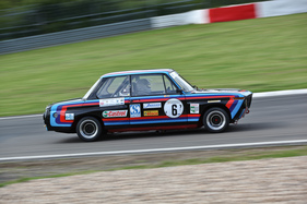 BMW 2002 Ti (1970) - im Rennen um den Preis der BMW Group Classic am AVD OGP 2014 (1970)