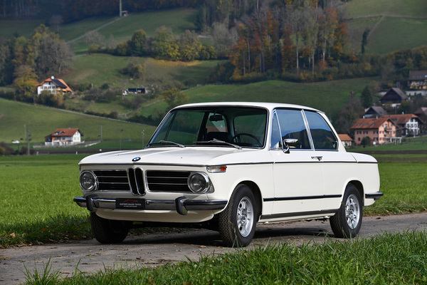 Bild: BMW 2002 Tii (1971) - als Lot 123 an der Versteigerung der Oldtimer Galerie in Gstaad am 29. Dezember 2019