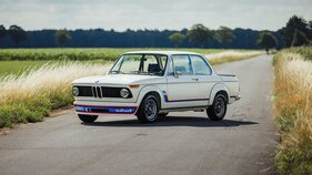 BMW 2002 Turbo (1974) - als 109 an der Broad Arrow Zoute Concours Versteigerung 2025