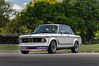 Bild: BMW 2002 Turbo (1975) - als Lot 184 an der Bonhams Amelia Island Versteigerung am 20. Mai 2021