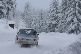 BMW 2002 ti (1969) - an der Planai Classic 2013