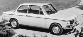 BMW 2002 ti (1971) – Mit 120 PS üppig motorisiert