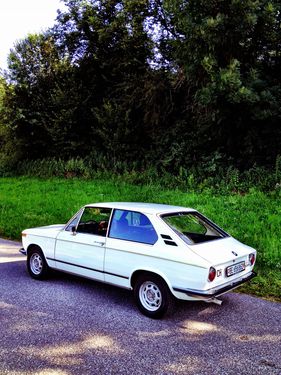 BMW 2002 touring (1973) - kompakt und mit Heckklappe (1973)