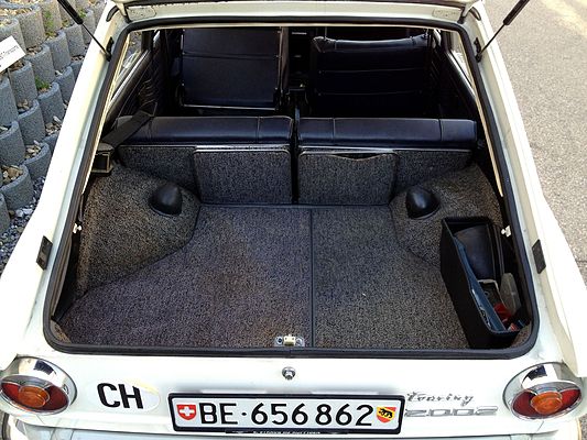BMW 2002 touring (1973) - viel Kofferraum für das grosse Gepäck
