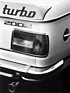 BMW 2002 turbo (1974) - 211 km/h und rund 7 Sekunden für den Spurt von 0 auf 100 km/h waren angesagt