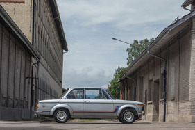 BMW 2002 turbo (1974) - kompakt und übersichtlich