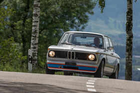 BMW 2002 turbo (1974) - mit gutem Fahrwerk gesegnet