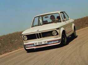 BMW 2002 turbo (1974) - sofort als Leistungssportler erkennbar