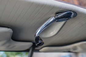 BMW 2500 (1976) - Schiebedach mit Handkurbel