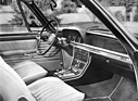 BMW 2800 CS (1968) - Interieur eines mit Automatik ausgerüstetem Coupé, der eingelegte Gang wurde elektronisch angezeigt