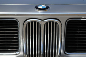 BMW 2800 CS (1969) - die BMW-Niere zeigt sich heir noch stolz