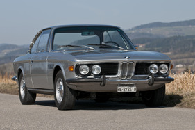 BMW 2800 CS (1969) - tiefe Gürtellinie, viel Glas