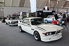 Bild: BMW 3.0 CSL (1972) - vor einem Coupé der Sechserreihe - an der Retro Classics 2016