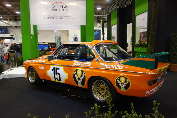 BMW 3.0 CSL (1973) – Replik in Jäfermeister-Uniform – Essen Motor Show 2023