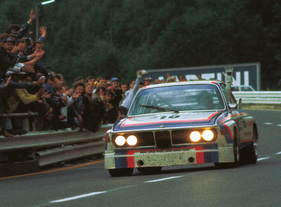 BMW 3.0 CSL (1973) - dank Leichtbau und Aerodynamikhilfsmitteln erfolgreich