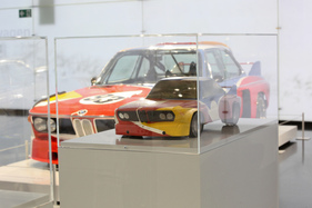 BMW 3.0 CSL (1975) - Art Car mit der Bemalung von Alexander Calder - Sonderschau im BMW-Museum in München 2018