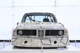 BMW 3.0 CSL (1976) - Art Car mit der Bemalung von Frank Stella - Sonderschau im BMW-Museum in München 2018