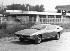 BMW 3.0 Coupé Frua (1975) - keilförmig und eckiges Design von Pietro Frua, gebaut für die IAA 1975