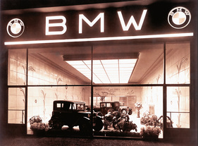 BMW 3/15 "Dixi" (1929) - im Verkaufsraum in Berlin