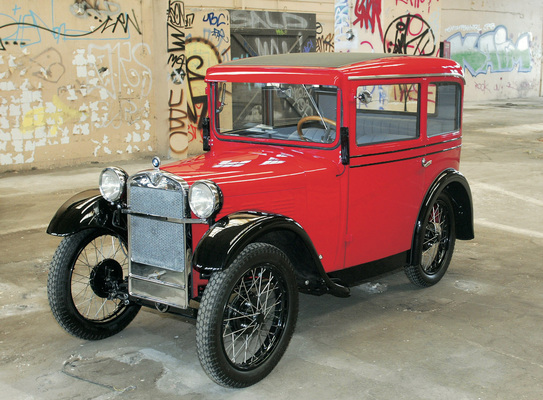 BMW 3/15 PS in seiner damaligen Produktionshalle, Berlin Johannisthal