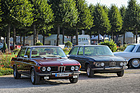 BMW 3,3 Li (1971) - Spitzenmodell der Baureihe E3 neben einem 2500 mit Restaurierungsbedarf - 20. ASC Classic-Gala Schwetzingen 2024