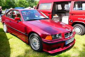 BMW 318iS, Baureihe E36, 1995, 220’200 Kilometer, angeboten für € 6050.- – Bockhorner Oldtimermarkt 2025