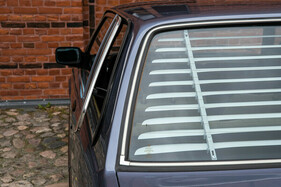 BMW 320/6 (1977) – Lamellen vor (oder hinter) dem Heckfenster
