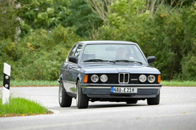 BMW 320/6 (1977) – Natürlich mit Doppelniere