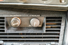 BMW 320/6 (1977) – Unmissverständliche Beschriftung