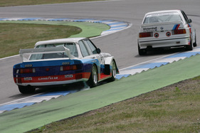 BMW 320 Grp 5 (1977) auf Demofahrt auf dem Hockenheimring
