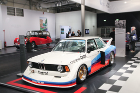 BMW 320 Gruppe 5 (1977) - damit fuhr das BMW-Junior-Team Erfolge ein, es gab aber auch Radau (Techno Classica 2017)