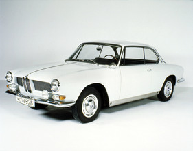 BMW 3200 CS (1962) - Studiofoto von damals