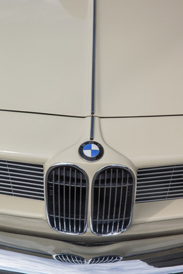 BMW 3200 CS (1964) - wenig Chromzierart ausserhalb der BMW-Niere (1964)