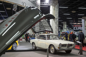 BMW 3200 CS (1965) - das Bertone-Coupé von BMW auf dem Stand der Motorworld (Retro Classics Cologne 2017)