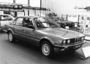 BMW 320i (1983) - Neuauflage des Dreiers, hier wird die noch nicht lieferbare viertürige Ausführung gezeigt - am Genfer Automobilsalon von 1983