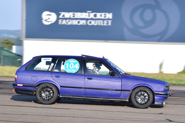 BMW 320i Touring (1991) – Historisches Flugplatzrennen Zweibrücken 2024