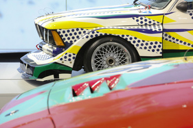 BMW 320i Turbo Gruppe 5 (1977) - Art Car mit der Bemalung von Roy Lichtenstein - Sonderschau im BMW-Museum in München 2018