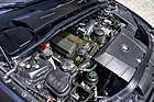 BMW 320si (2006) - der für den Rennsport vorbereitete Vierzylinder-Motor mit F1-Beiträgen