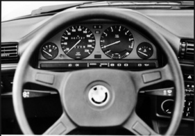 BMW 323i (1983) - Cockpit