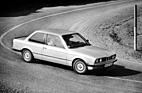 BMW 323i (1983) - dank aufwändigem Fahrwerk auch in den Kurven zuhause