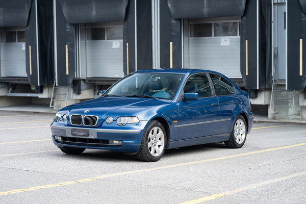 Bild: BMW 325 ti Compact (2002) - als Lot 04 an der Versteigerung "Klassische Automobile & Motorräder" der Oldtimer Galerie in Toffen am 18. Oktober 2025
